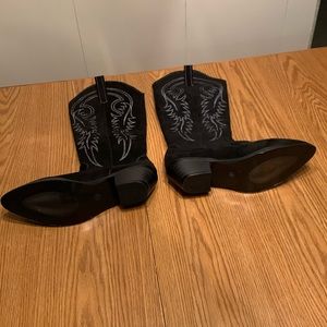 SHEIN boots.  Man made materials.  Size 41.  BLACK.  NEW!